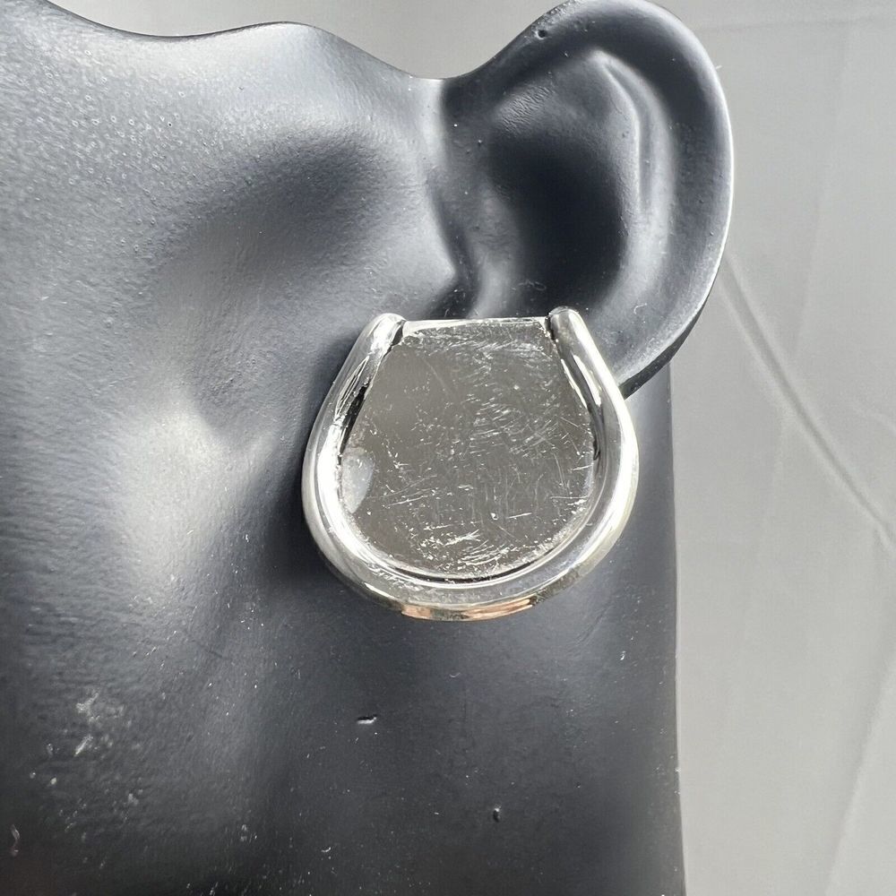 Vintage Clip On Earrings Silver Tone Chunky Thumb Print Style Silver Plated BEST - Picture 2 of 7
